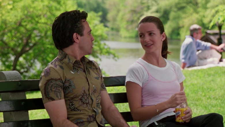 Snapple Drink of Kristin Davis as Charlotte York in Sex and the City S06E05 TV Show (2)