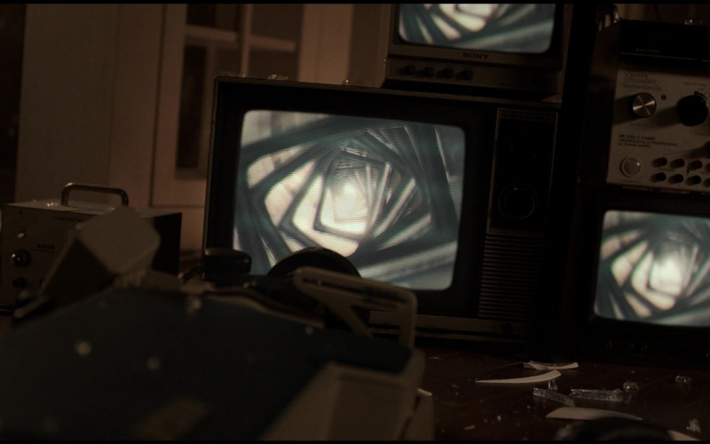 Sony Monitor in The Conjuring: The Devil Made Me Do It (2021)