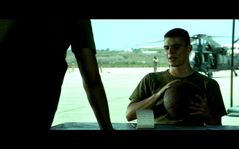 Spalding basketball in Black Hawk Down (2001)