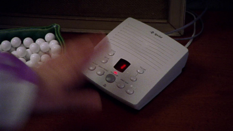 Sprint Answering Machine in Sex and the City S03E08 The Big Time (2000)