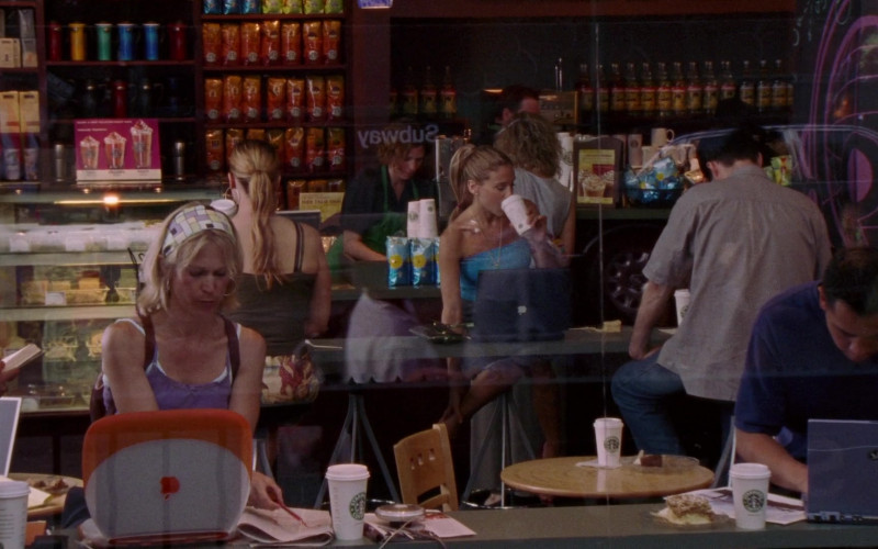 Starbucks Coffee and Apple Laptops in Sex and the City S04E13 The Good Fight (2002)