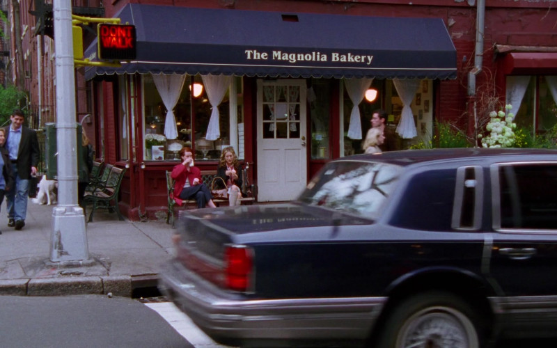 The Magnolia Bakery in Sex and the City S03E05 "No Ifs, Ands, or Butts" (2000)