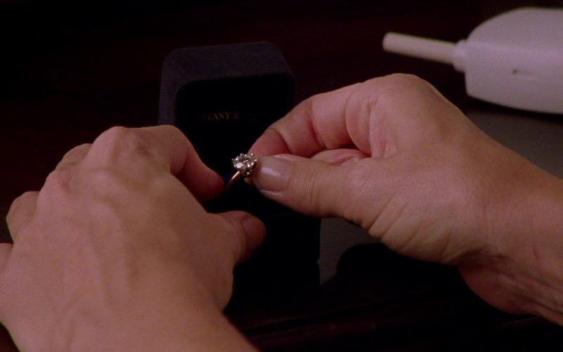 Tiffany & Co. Engagement Ring of Kristin Davis as Charlotte York in Sex and the City S04E16 TV Show (1)