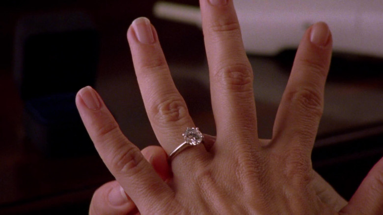 Tiffany & Co. Engagement Ring of Kristin Davis as Charlotte York in Sex and the City S04E16 TV Show (2)
