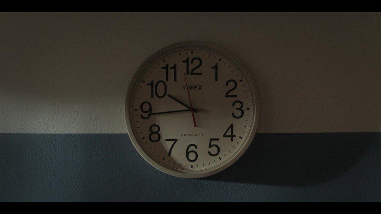 Timex Electric Quartz Wall Clock in The Chi S04E04 The Girl From Chicago (2021)