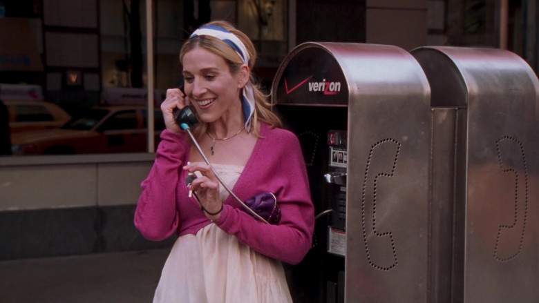 Verizon Payphone Used by Sarah Jessica Parker as Carrie Bradshaw in Sex and the City S06E01 TV Sihow 2003 (2)