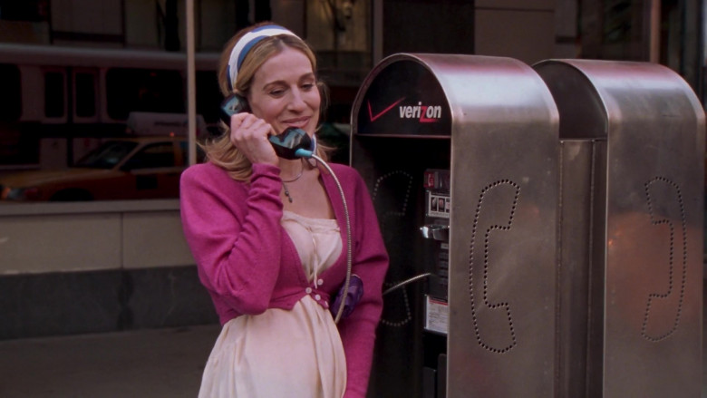 Verizon Payphone Used by Sarah Jessica Parker as Carrie Bradshaw in Sex and the City S06E01 TV Sihow 2003 (3)