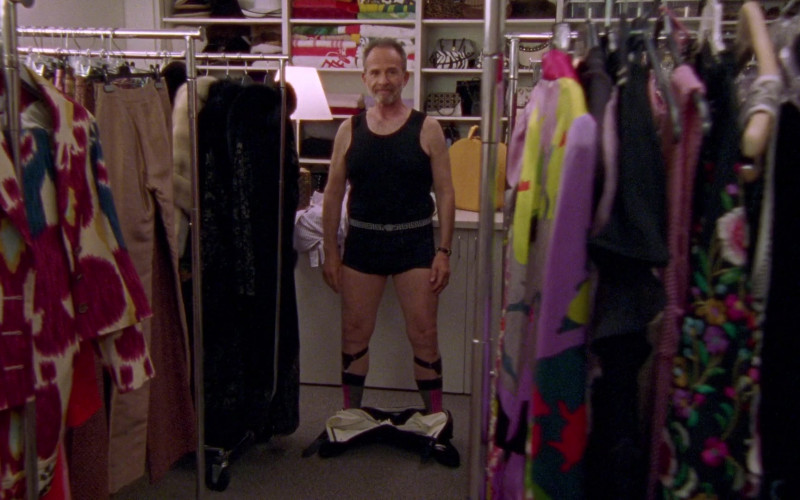 Versace Men’s Underwear in Sex and the City S04E17 A ‘Vogue’ Idea (1)