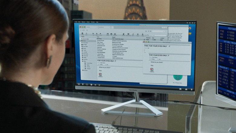 ViewSonic Computer Monitor in Younger S07E11 Make No Mustique (2021)