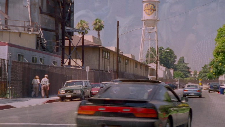 Warner Bros. Studios in Sex and the City S03E13 Escape from New York 2000 TV Series (5)
