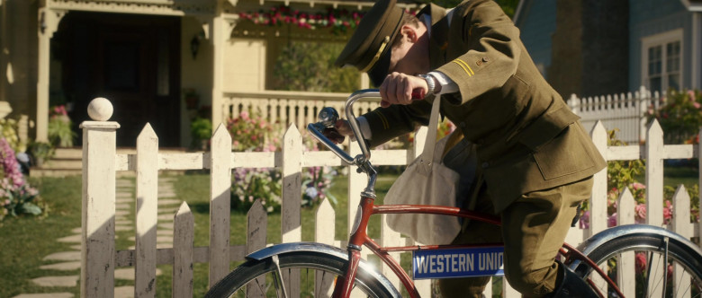 Western Union in Why Women Kill S02E05 TV Show (1)