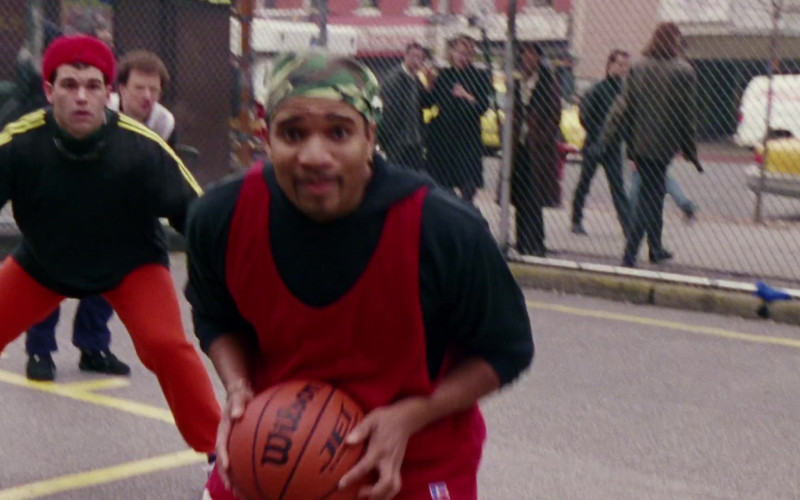 Wilson Basketball in Sex and the City S01E04 Valley of the Twenty-Something Guys (1998)