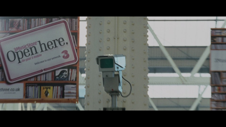 3MusicStore by Three UK in The Bourne Ultimatum (2007)
