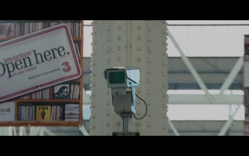 3MusicStore by Three UK in The Bourne Ultimatum (2007)