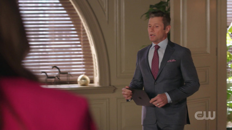 Apple iPad Tablet of Grant Show as Blake Carrington in Dynasty S04E11 A Public Forum for Her Lies (2021)
