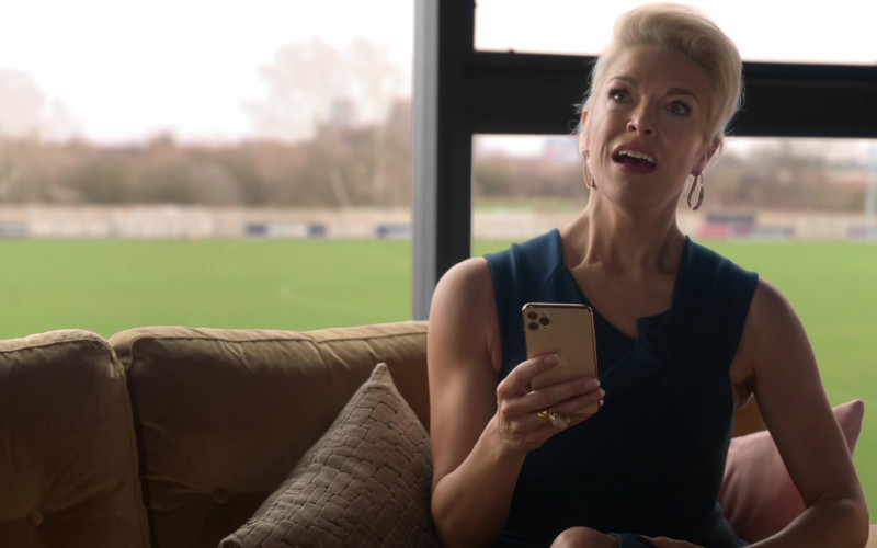 Apple iPhone Mobile Phone Used by Hannah Waddingham as Rebecca Welton in Ted Lasso S02E01 Goodbye Earl (2021)