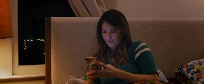 Apple iPhone Smartphone of D'Arcy Carden in Ride the Eagle (2021)