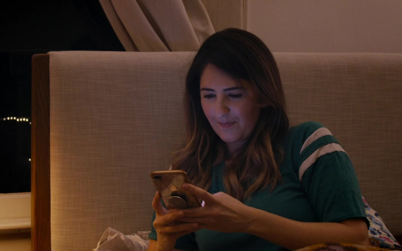 Apple iPhone Smartphone of D'Arcy Carden in Ride the Eagle (2021)