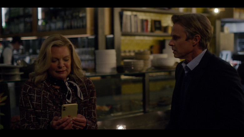 Apple iPhone Smartphone of Martha Plimpton as Megan in Generation S01E16 V-Day (2021)