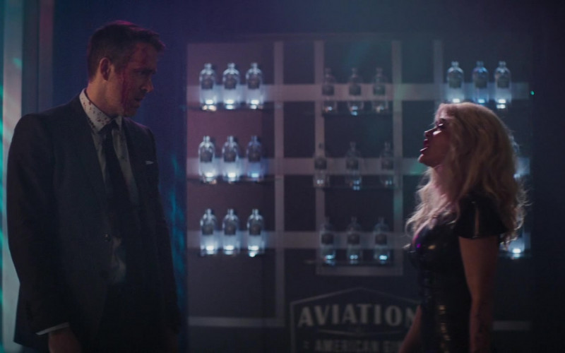 Aviation American Gin in The Hitman’s Wife’s Bodyguard Movie (3)