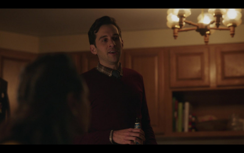 Blue Moon Beer Enjoyed by Adam Chanler-Berat in Gossip Girl S01E01 Just Another Girl on the MTA (2021)