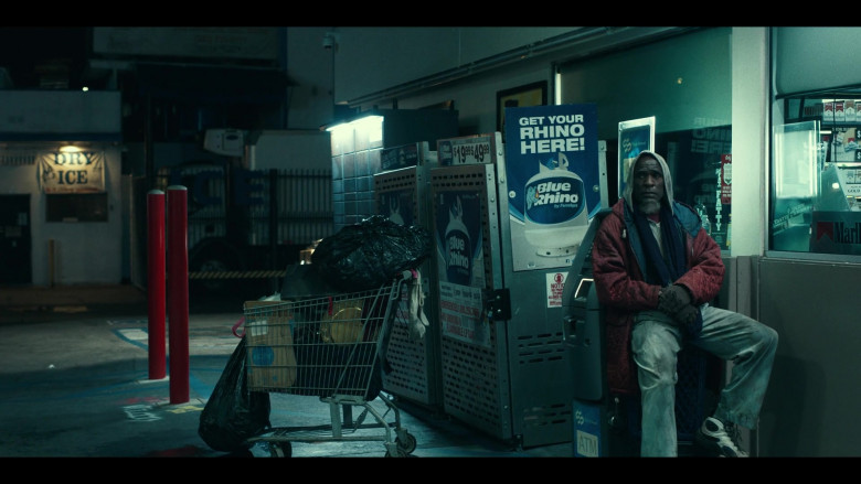 Blue Rhino Propane in Dave S02E05 (2)