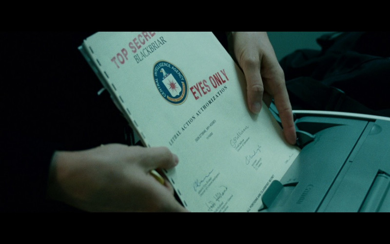 Canon fax machine in The Bourne Ultimatum (2007)