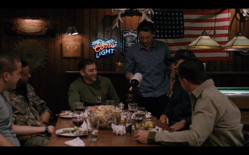 Coors Light and Jack Daniel's Signs in Virgin River S03E05 Kindling (2021)