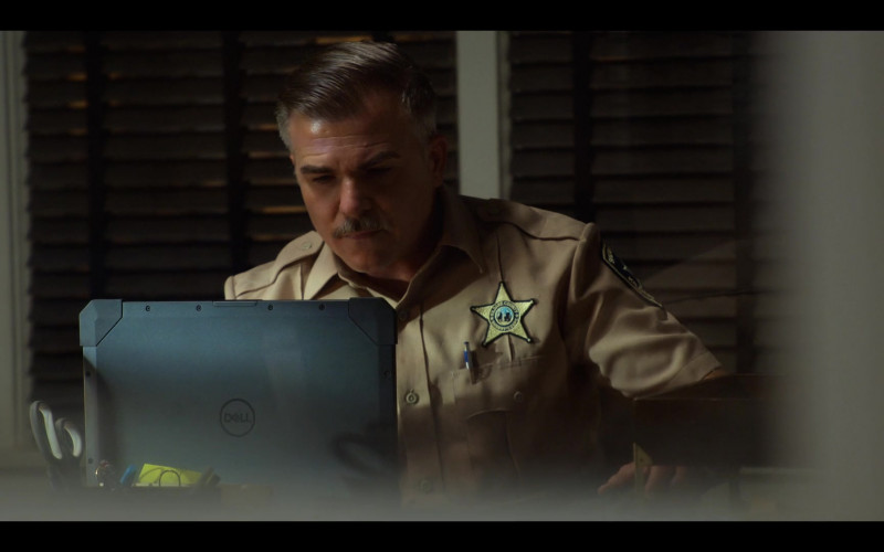 Dell Laptop of Cullen Moss as Deputy Shoupe in Outer Banks S02E02 The Heist (2021)