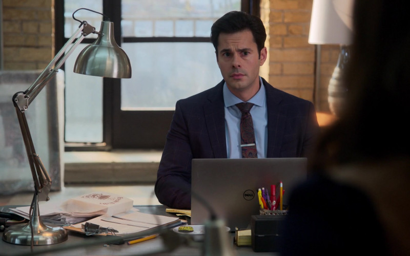 Dell Notebooks in Good Trouble S03E11 Knocked Down (1)