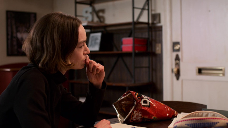 Doritos Chips Enjoyed by Brigette Lundy-Paine as Casey Gardner in Atypical S04E04 TV Show 2021 (3)