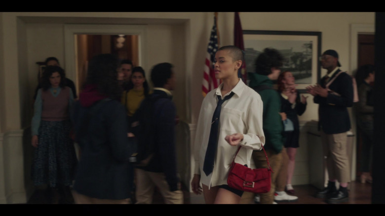 Fendi Red Handbag of Jordan Alexander as Julien Calloway in Gossip Girl S01E01 Just Another Girl on the MTA (2021)