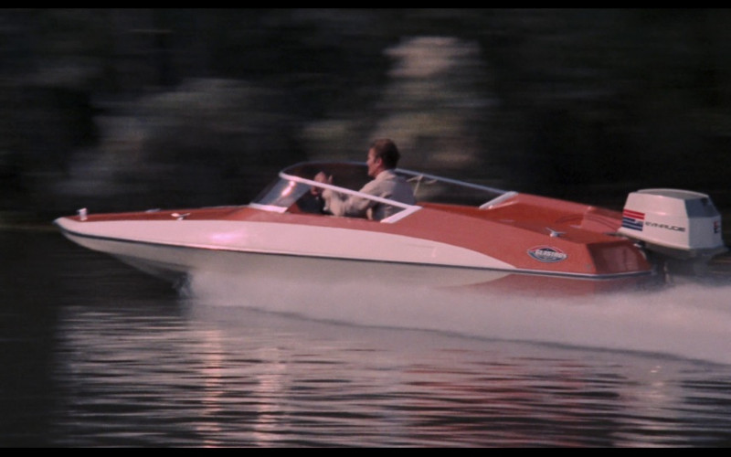 Glastron GT-150 Boat in Live and Let Die (1973)