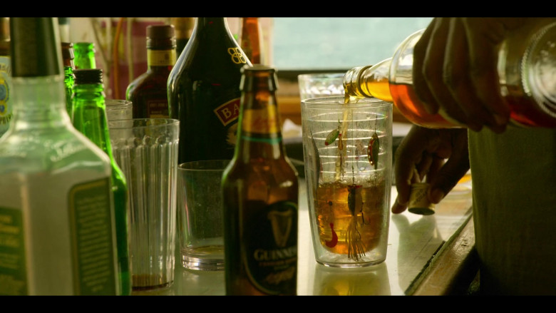 Guinness Beer and Baileys Irish Cream Liqueur in Outer Banks S02E01 The Gold (2021)