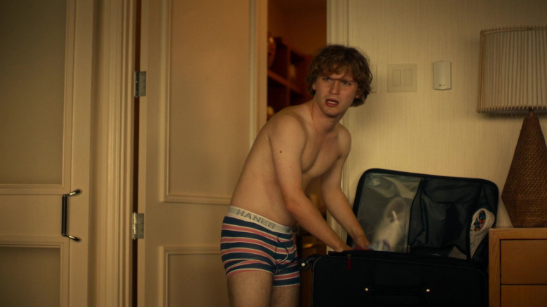Hanes Underwear of Fred Hechinger as Quinn Mossbacher in The White Lotus E03 Mysterious Monkeys (2021)