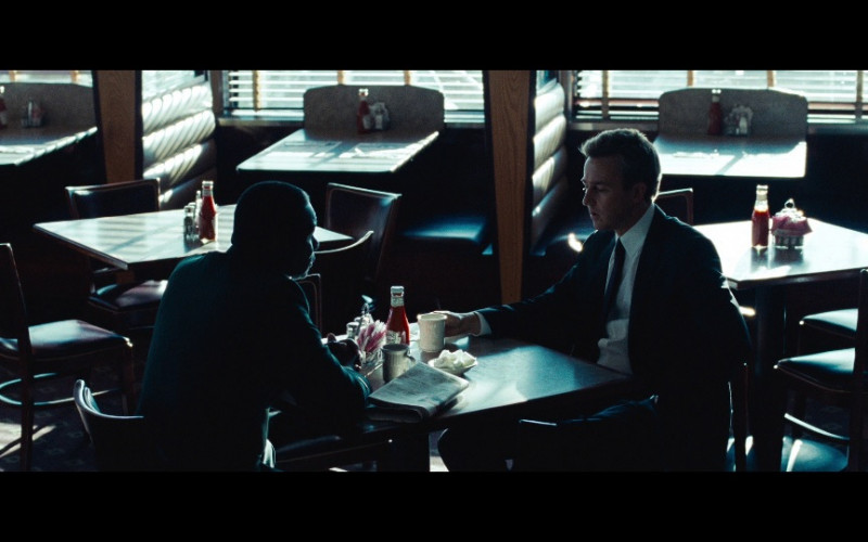 Heinz Tomato Ketchup in The Bourne Legacy (2012)