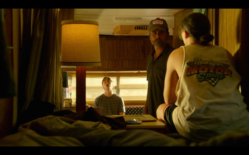 Hoonigan Motorsport T-Shirt in Outer Banks S02E06 My Druthers (1)