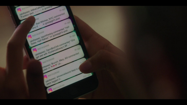 Instagram Social Network in Gossip Girl S01E01 (2)