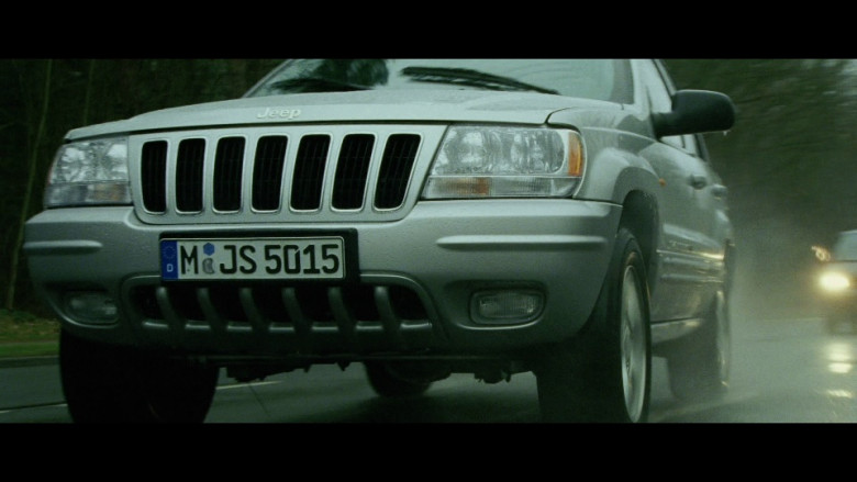 Jeep Grand Cherokee CRD Car in The Bourne Supremacy (2004)
