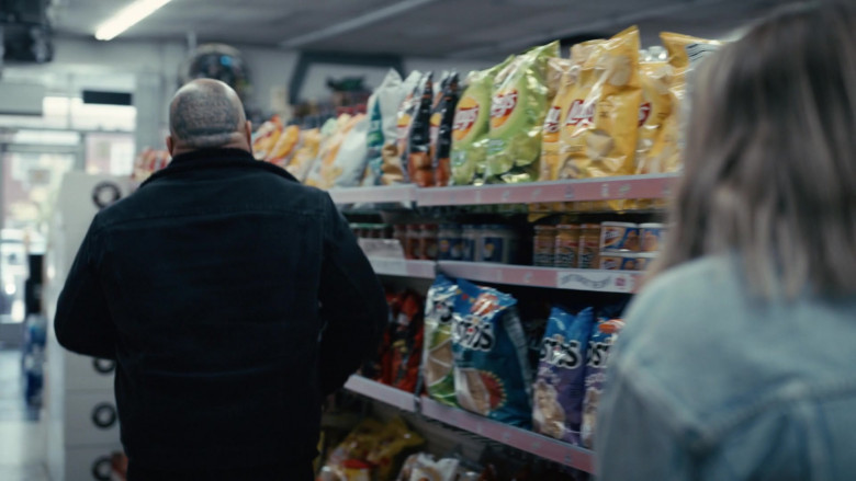 Lay's and Tostitos Chips in Good Girls S04E12 Family First (2021)