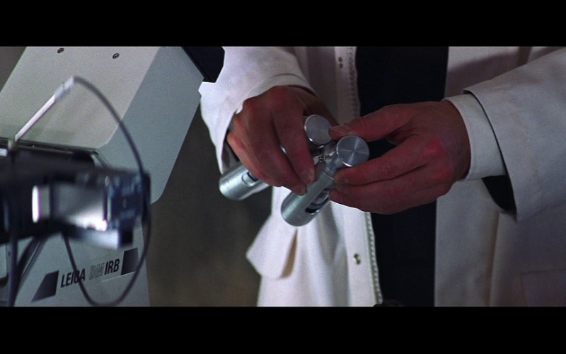 Leica DM IRB Research Microscope in Mission Impossible II (2000)