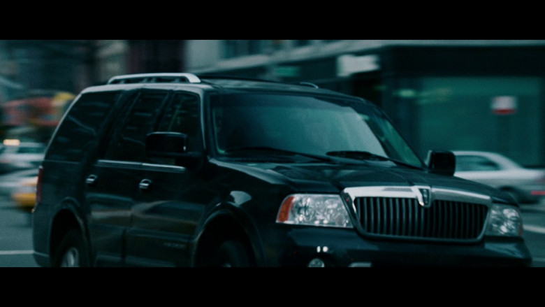 Lincoln Navigator SUV in The Bourne Ultimatum (2)