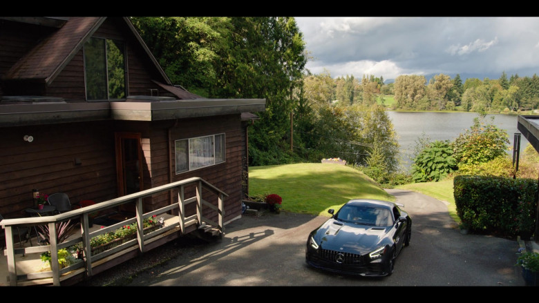 Mercedes-AMG GT Car in Virgin River S03E03 TV Show 2021 (3)