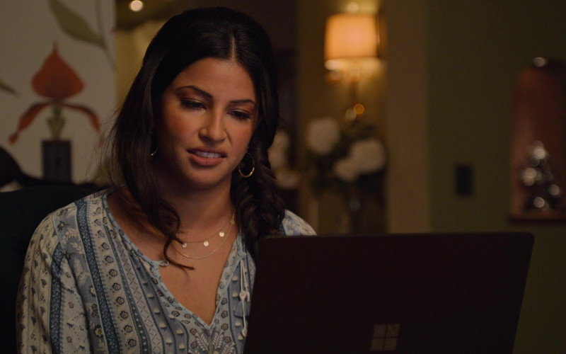 Microsoft Surface Laptop Used by Richa Moorjani as Kamala in Never Have I Ever S02E01 … been a playa (2021)