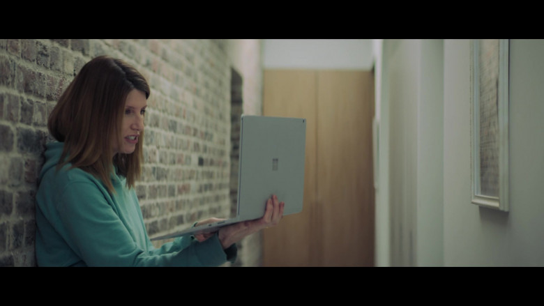 Microsoft Surface Laptop of Sharon Horgan as Shona in This Way Up S02E01 TV Show 2021 (2)