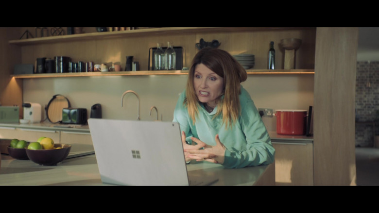 Microsoft Surface Laptop of Sharon Horgan as Shona in This Way Up S02E01 TV Show 2021 (5)