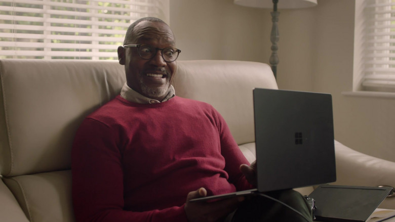 Microsoft Surface Laptop of Tommie Earl Jenkins as Dr. Larry in Dead Pixels S02E04 Raid Boss (2021)