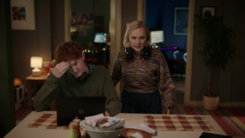 Microsoft Surface Laptop of Will Merrick as Nicky in Dead Pixels S02E05 Healthy Balance (2021)