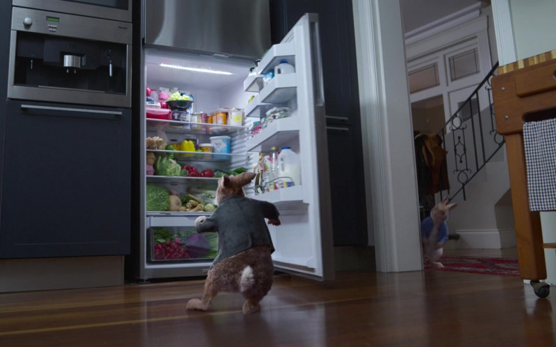 Miele Built-in Wall Oven in Peter Rabbit 2 The Runaway (2021)