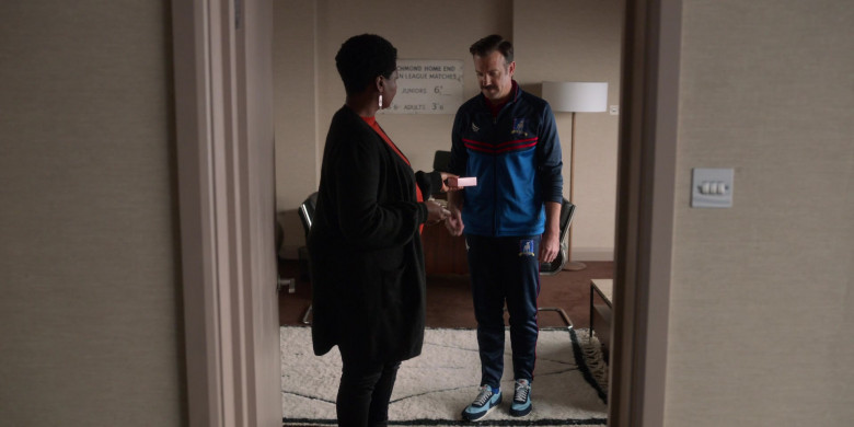 Nike Daybreak (Light Armory Blue – Obsidian – White – Sail) Sneakers Worn by Jason Sudeikis in Ted Lasso S02E02 TV Show (2)